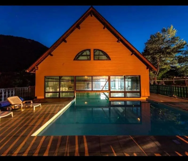 Appartement Avec Cabine Arreau